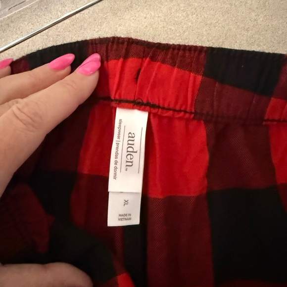 NWT Target Red and Black Buffalo Plaid Pajama XL Pants - Picture 4 of 5